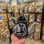 Чайник синий с золотом